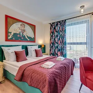 Granaria Premium Riverside & Parking By Downtown Gdańsk