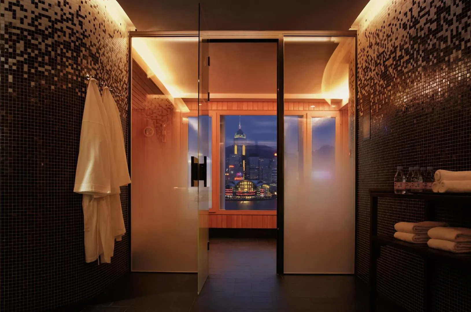 The Peninsula Hong Kong Hotel